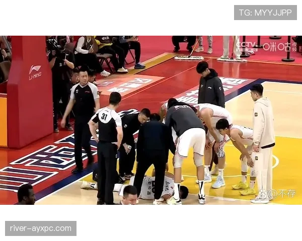 身体接触判罚规则详解：如何区分合理对抗与犯规